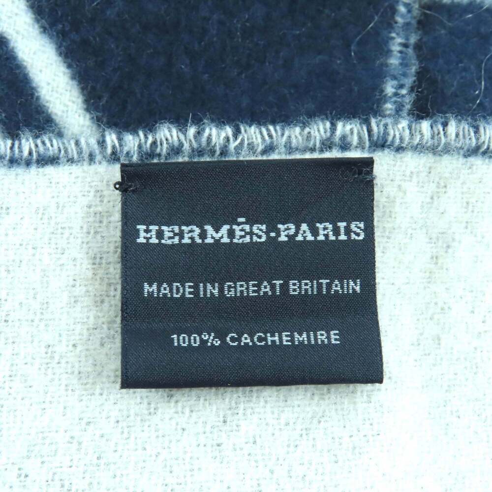HERMES Authentic White Scarf - Picture 7 of 10